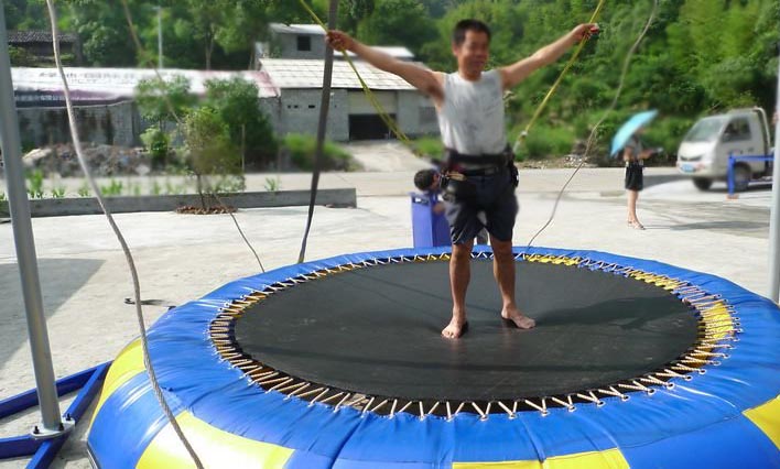 Bungee cord trampolines