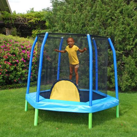 Hexagonal trampolines